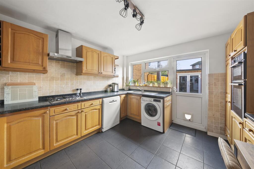 St. Clement Close, Uxbridge - View 2