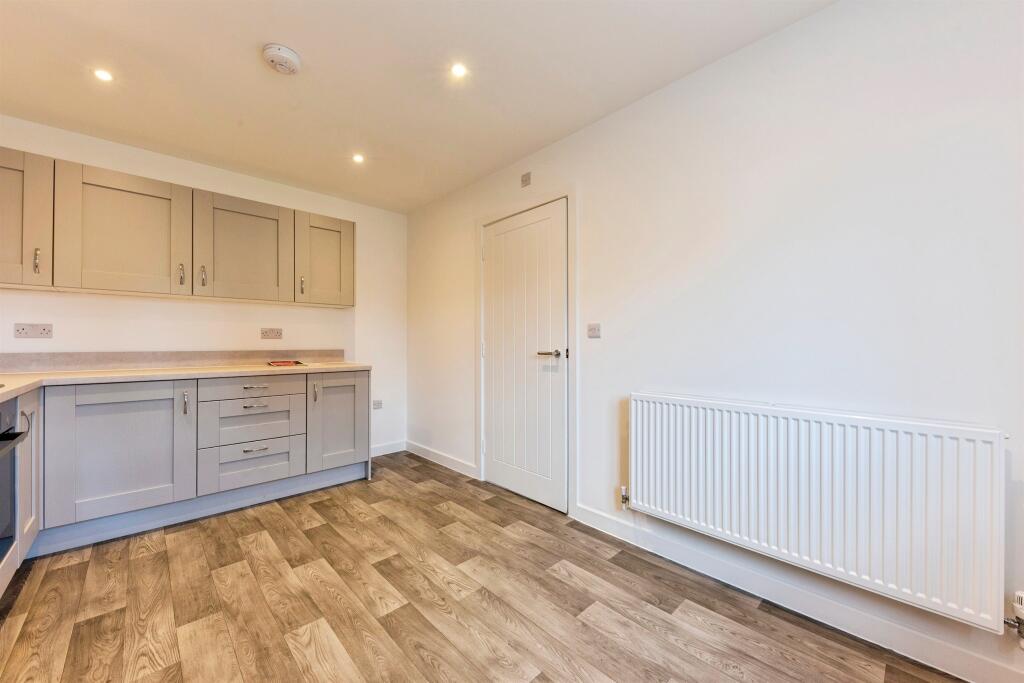 House in South Kesteven, Grantham - View 3