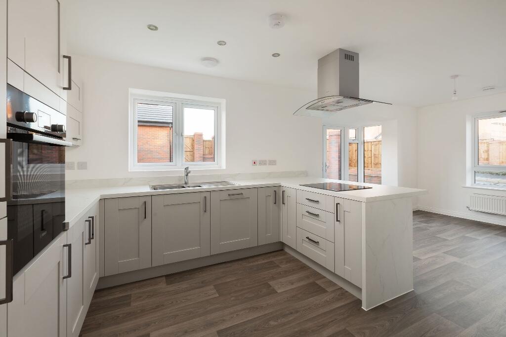 House in Chesterfield, Staveley CP - View 2