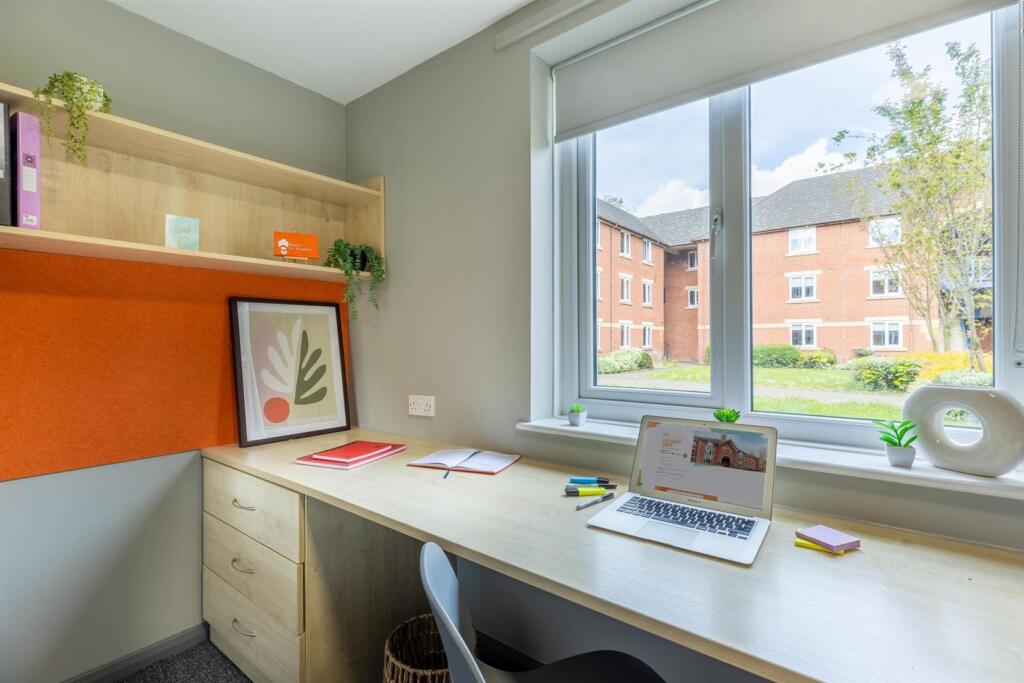 Additional image 2 of Birmingham | Student | September | B5