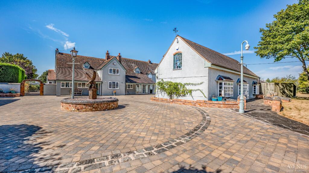 House in Coventry - View 4
