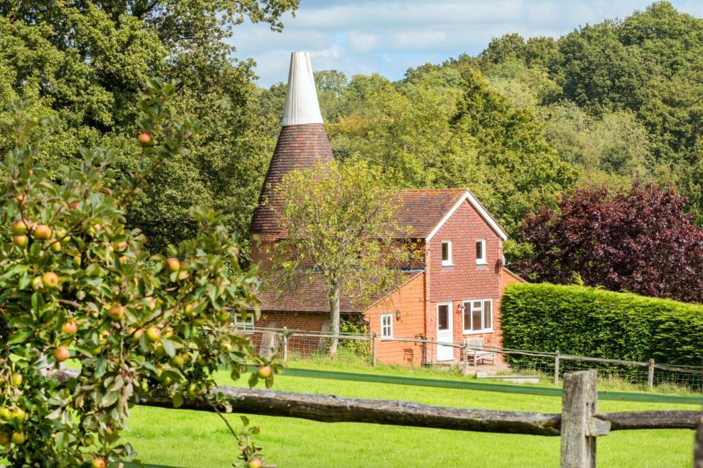 Main image of property: Greenvale Oast, Browns Lane, Cross In Hand, East Sussex, TN21