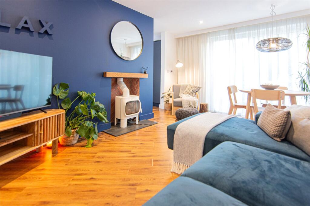 House in Swansea, Aberporth - View 2