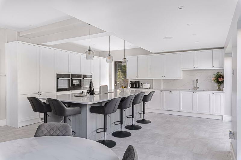 House in London - View 2