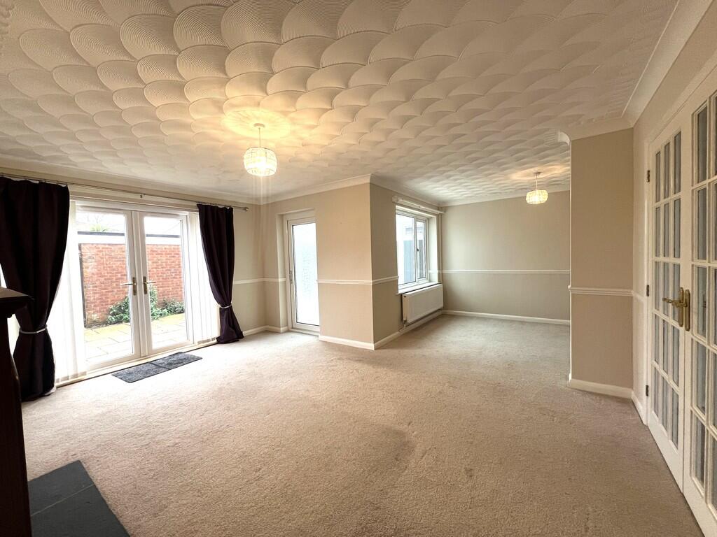 House in Peterborough - View 4