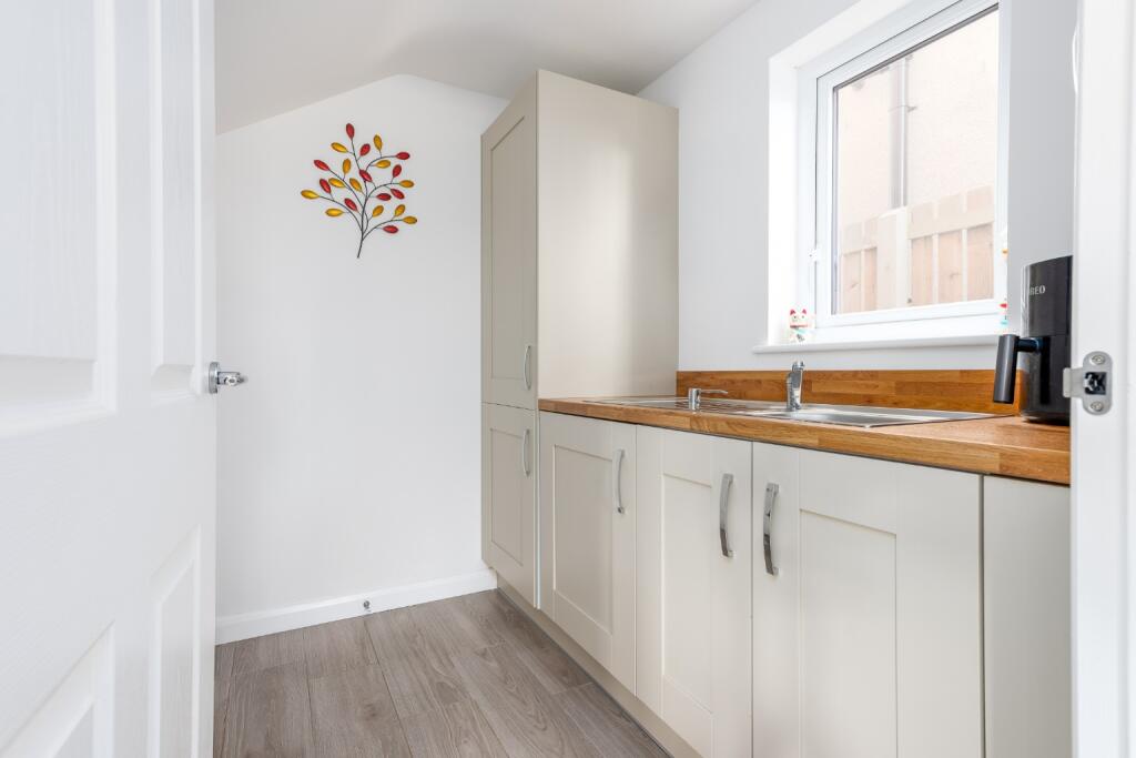 House in Inverkeithing, Spencer Fields, Fife - View 5