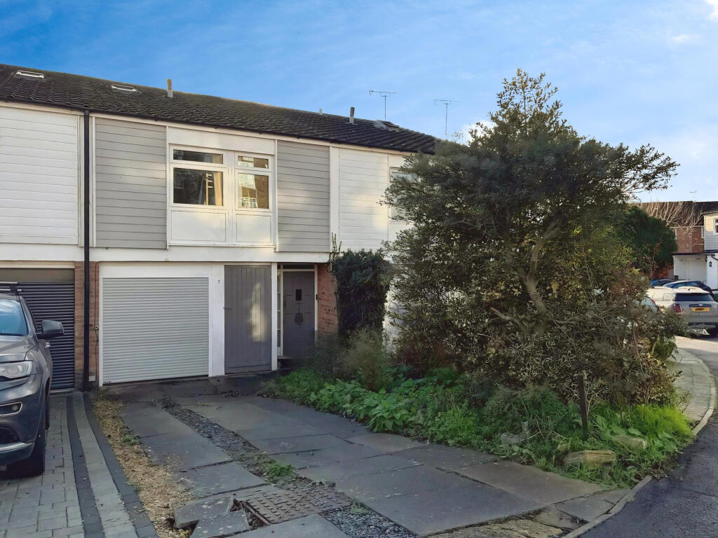 Main image of property: Little Dippers, Pulborough