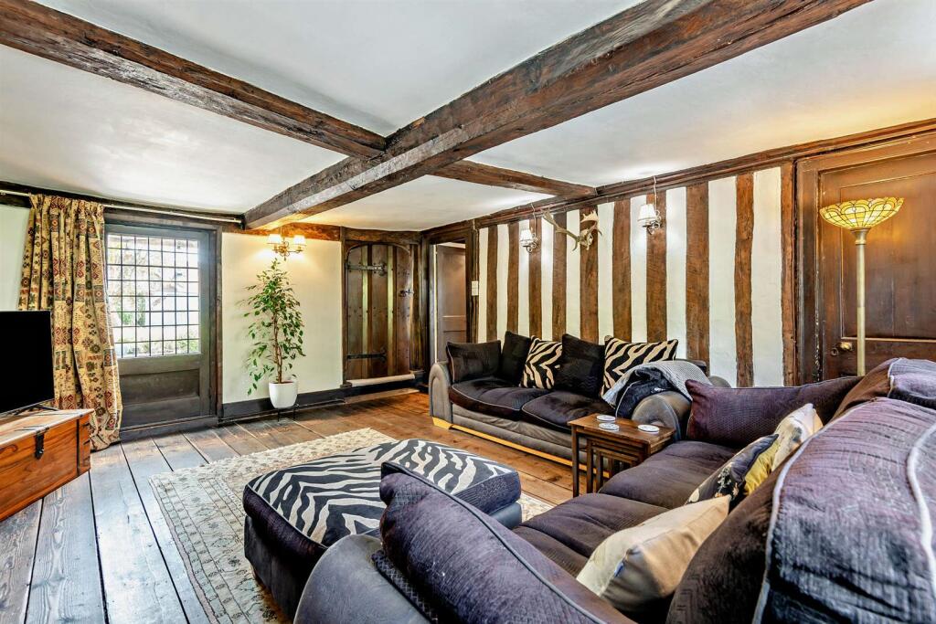 House in Hollingbourne, Eyhorne Street - More