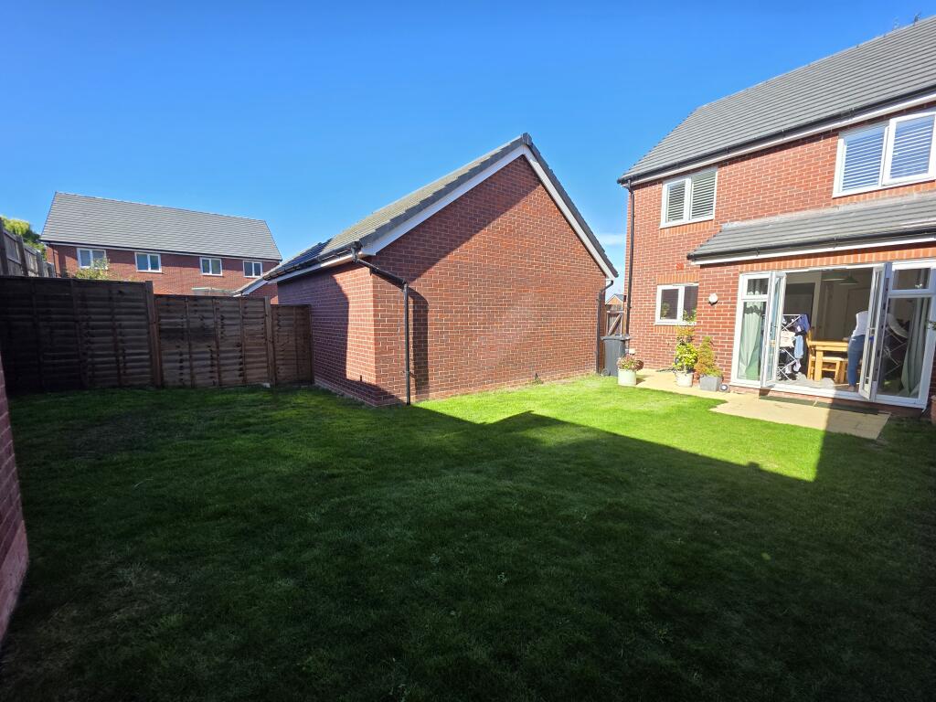 Property photo 8