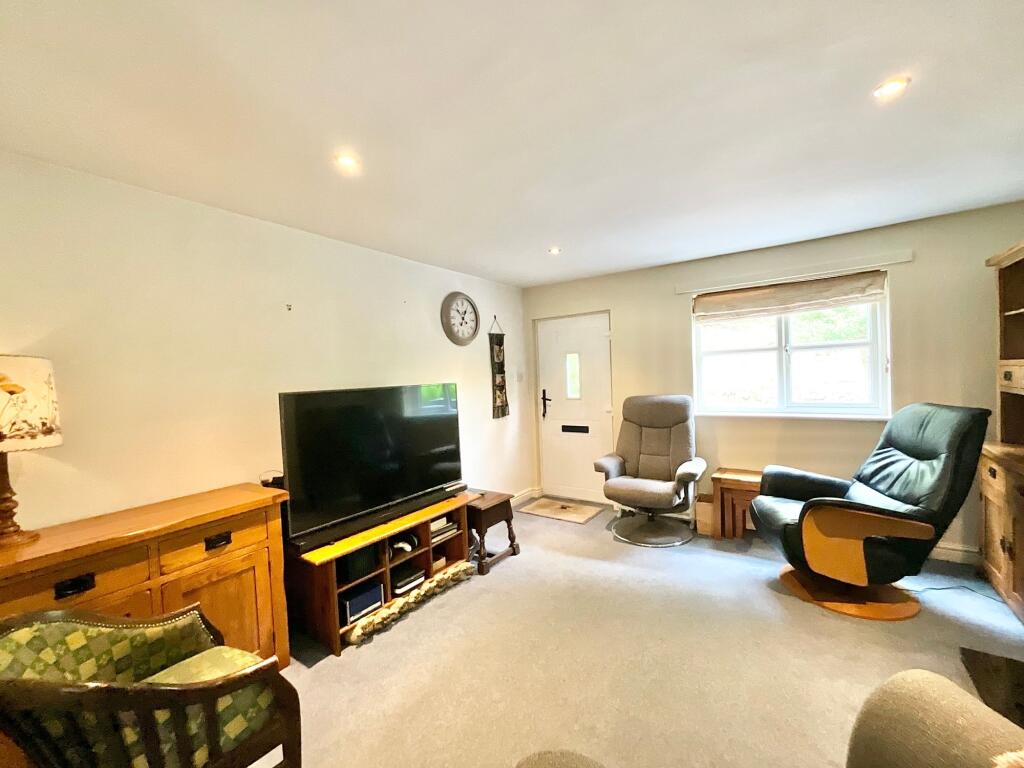 House in Stoke-on-Trent - View 5