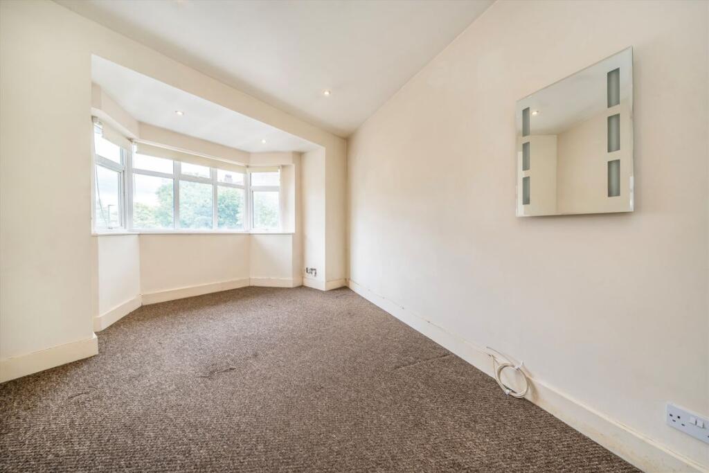 Boston Manor Road, Brentford - View 5