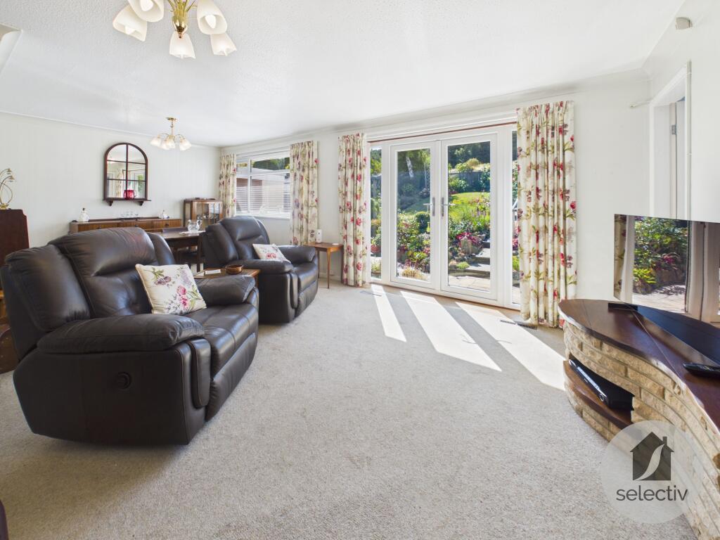 Sandmoor Road, New Marske, North Yorkshire photo 4