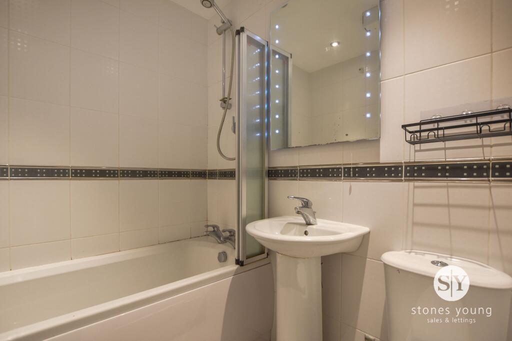 Apartment in Blackburn - View 4