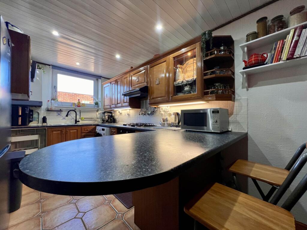 Apartment in London, Canning Town - View 6