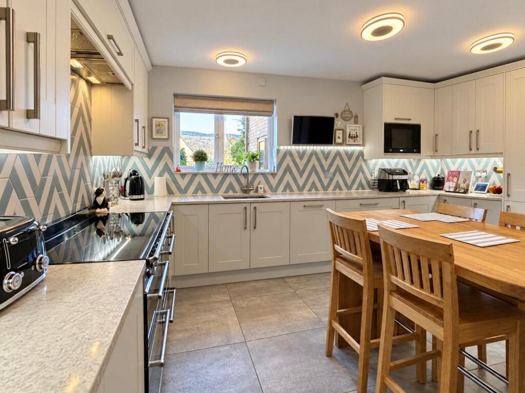 House in Northampton - More