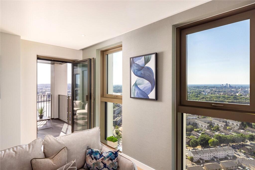 Apartment in London, St John's Estate, Isle of Dogs - View 5