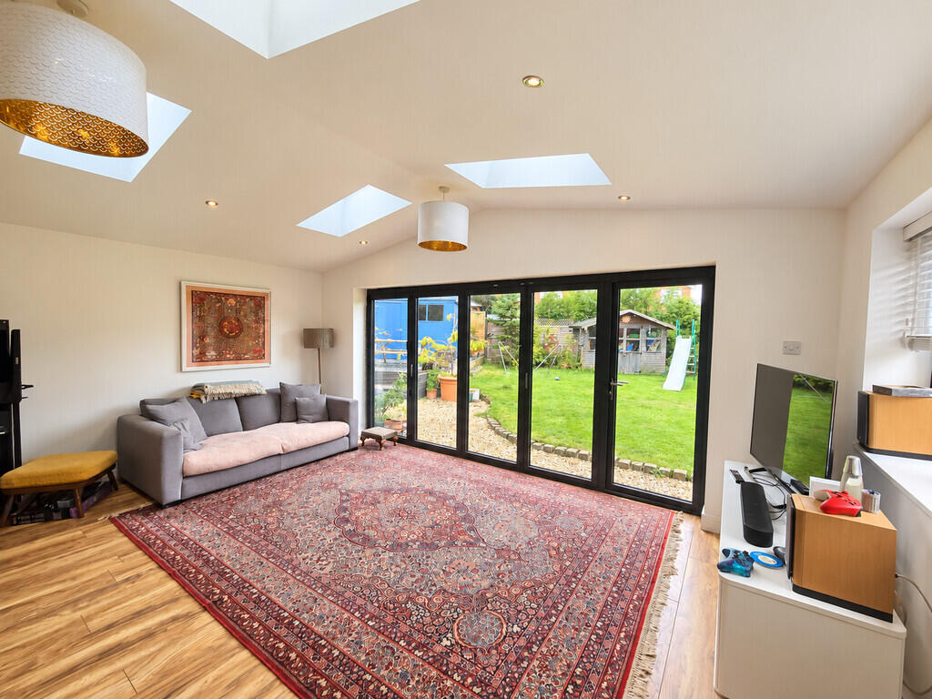 Fir Tree Close, Barnton, Northwich photo 3