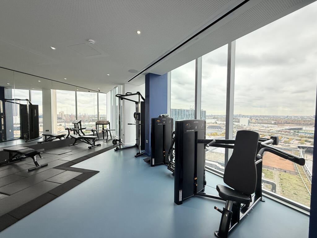 Apartment in London, Royal Borough of Greenwich - View 4
