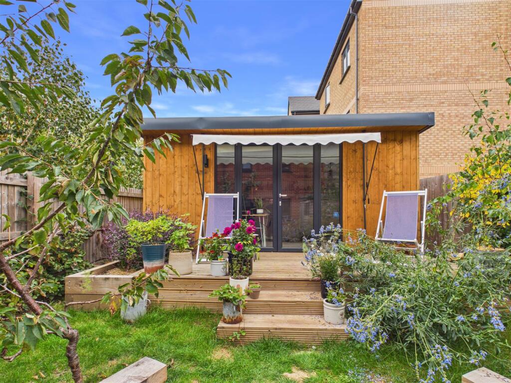 House in Glastonbury, Somerset - View 4