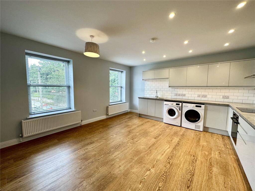 Main image of property: Ashcroft Rise CR5