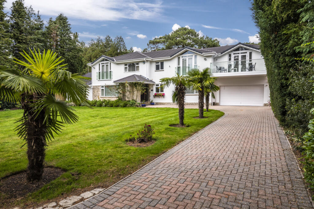 Spencer Road, Canford Cliffs, Poole, Dorset, BH13