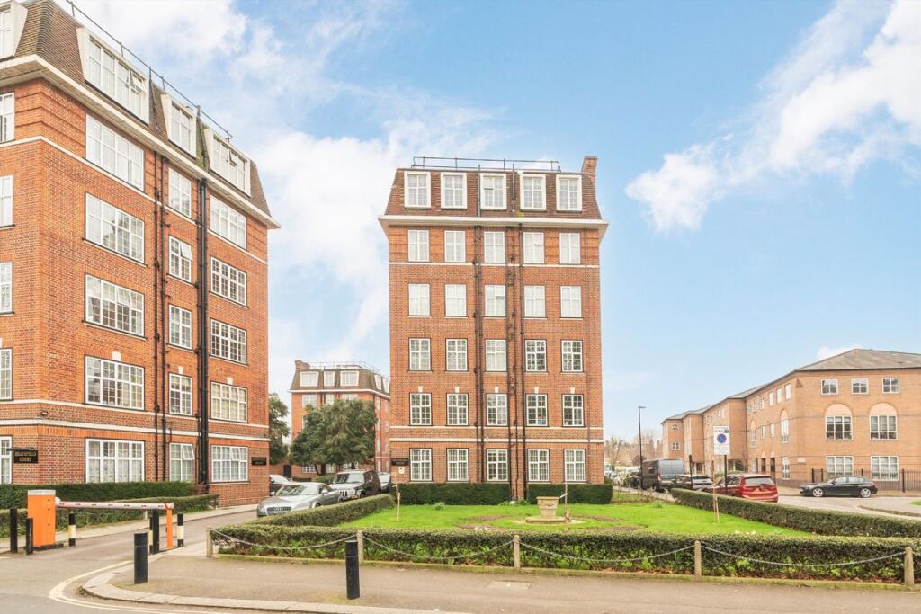 Main image of property: Heathfield Terrace, Chiswick
