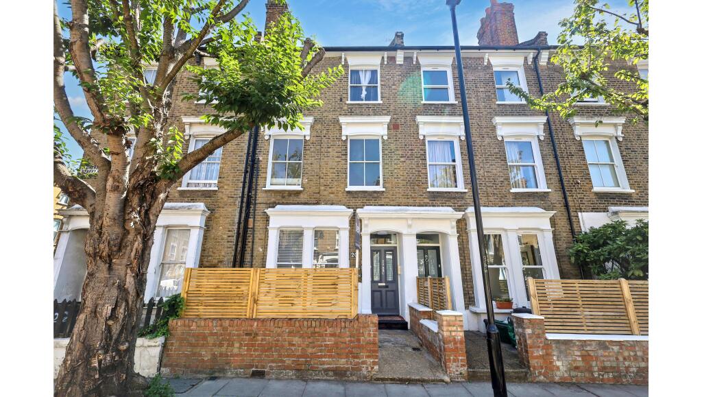 Apartment in London, Finsbury Park - More
