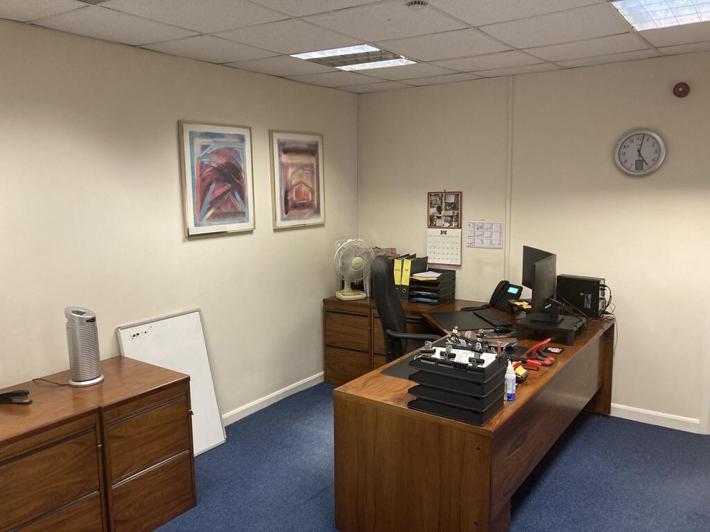 Photo 5