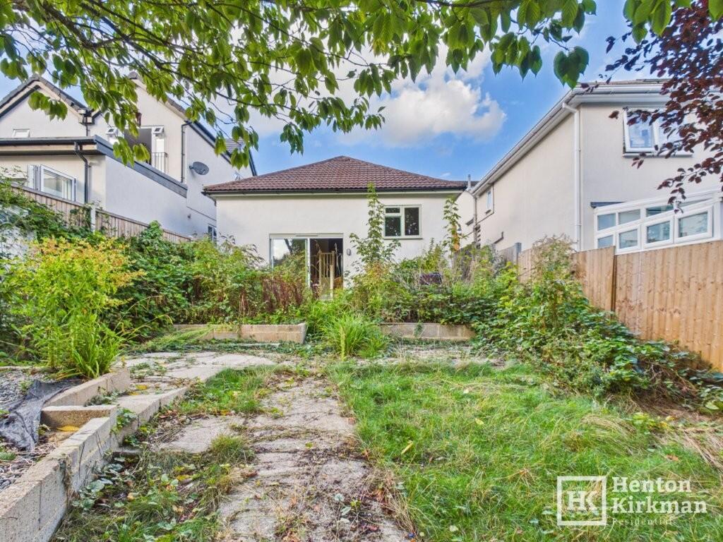 House in Basildon, Billericay - View 3