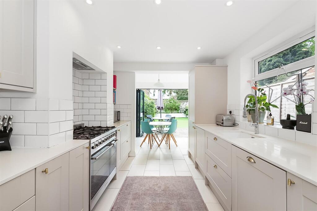 Main image of property: Brafferton Road, Croydon