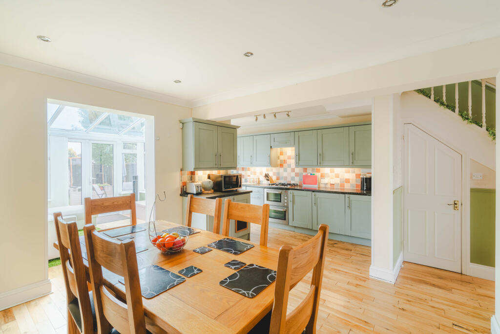 Main image of property: Filton Avenue, Filton, Bristol, Gloucestershire