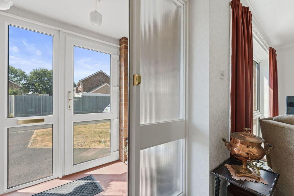 Canvey Close, Wigston photo 3
