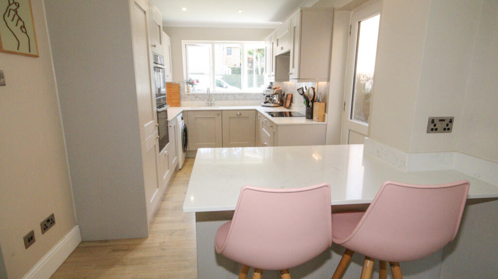 Parker Close, Rainham, ME8 photo 4