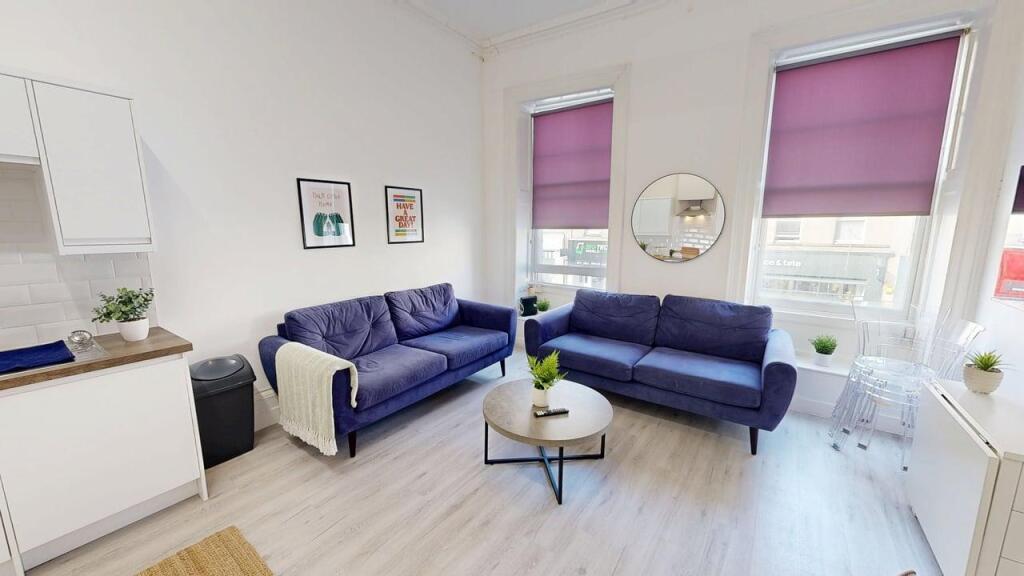 Flat 5, 83/85, Park Street BS1 5PJ