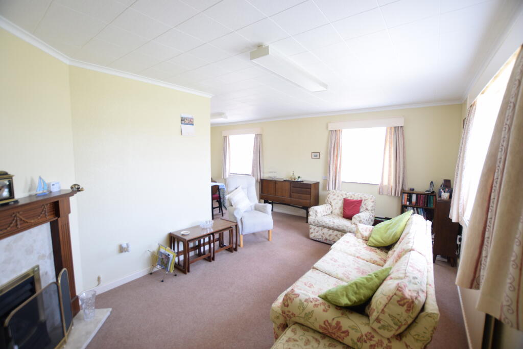 The Millstone, Eastbourne Avenue, Pevensey Bay, East Sussex - View 4