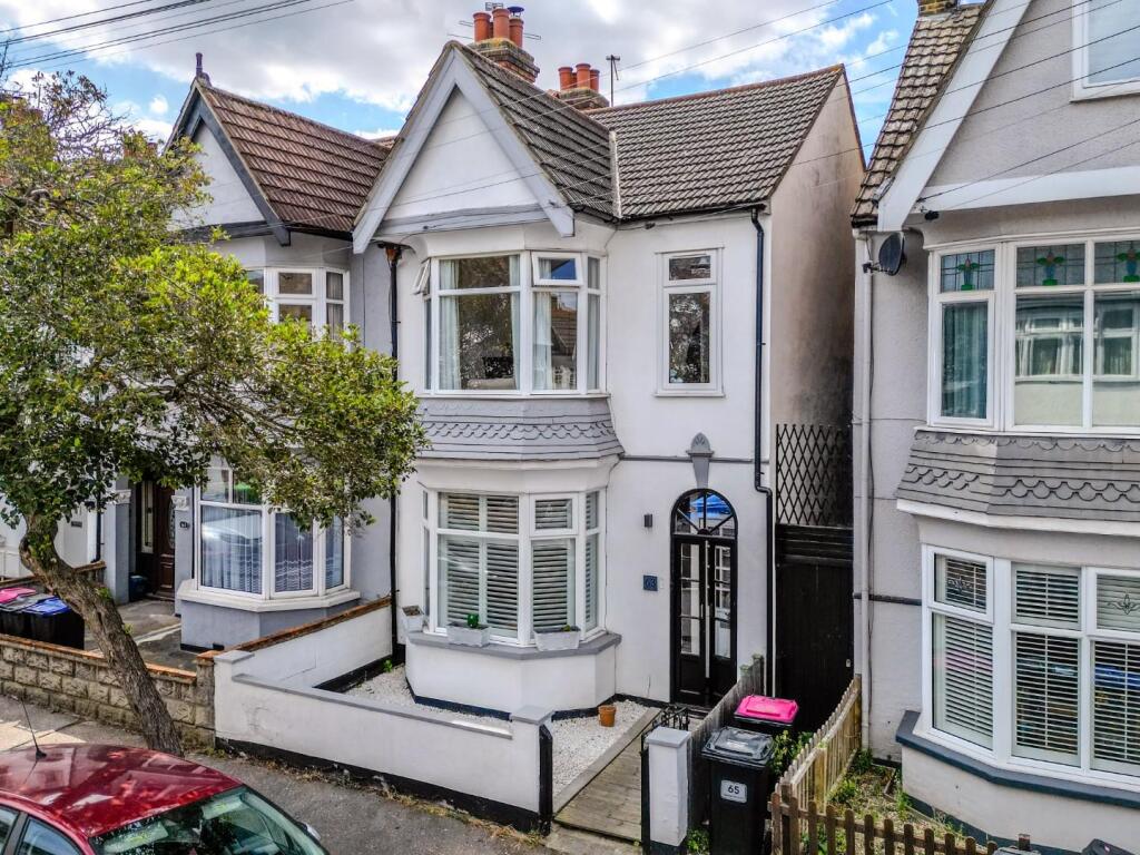 House in Southend-on-Sea