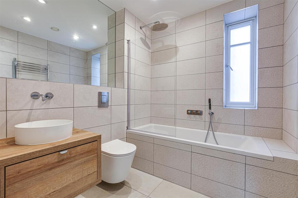 House in Tonbridge - View 5