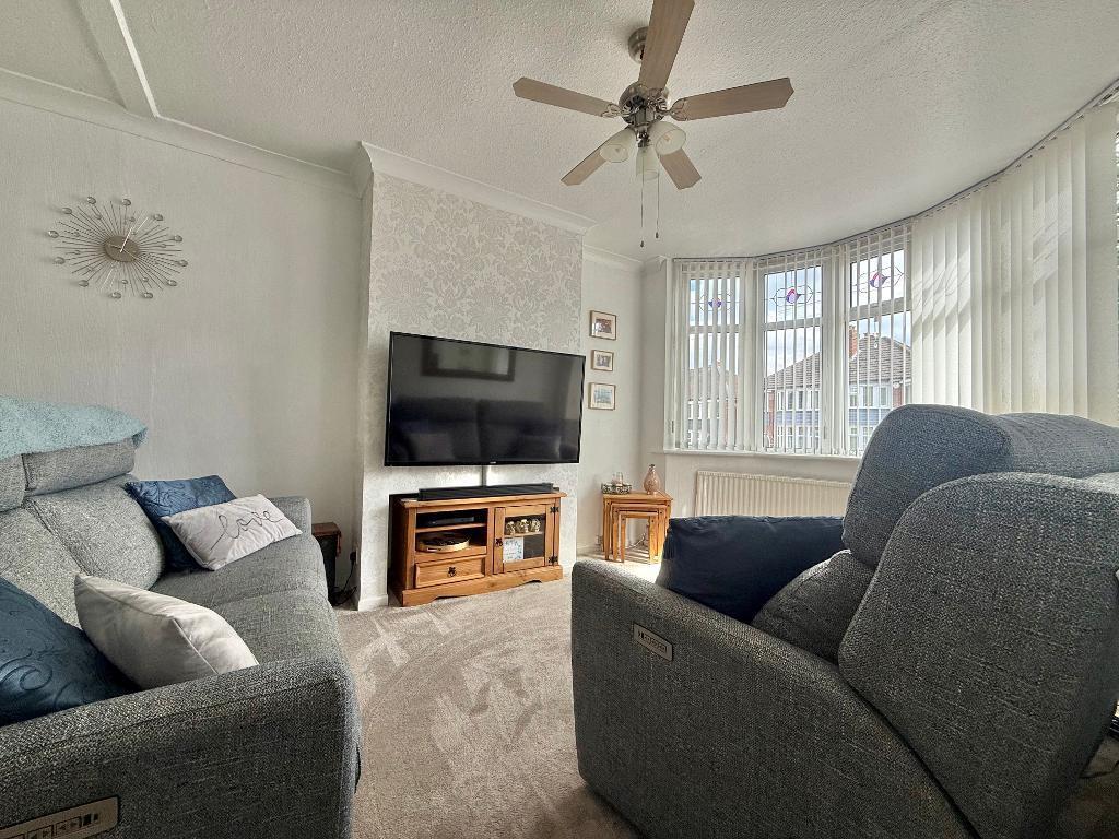 House in Sandwell, West Midlands - View 3
