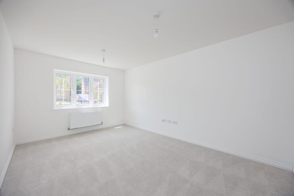 Oak Park Place, Newick, BN8 photo 4