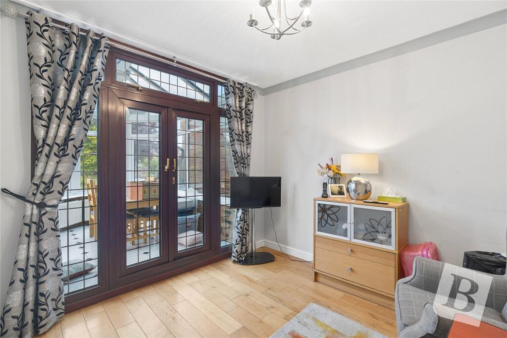 House in Romford - View 5