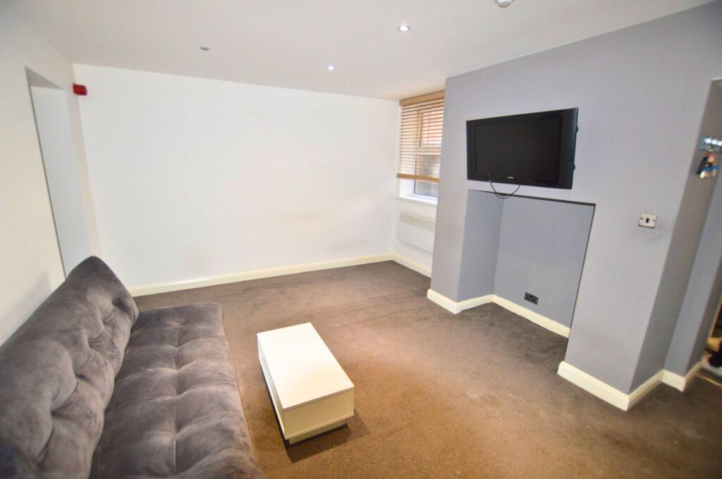 Main image of property: Regent Park Terrace, Leeds, LS6