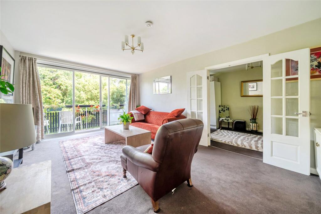 Apartment in Bromley - View 2