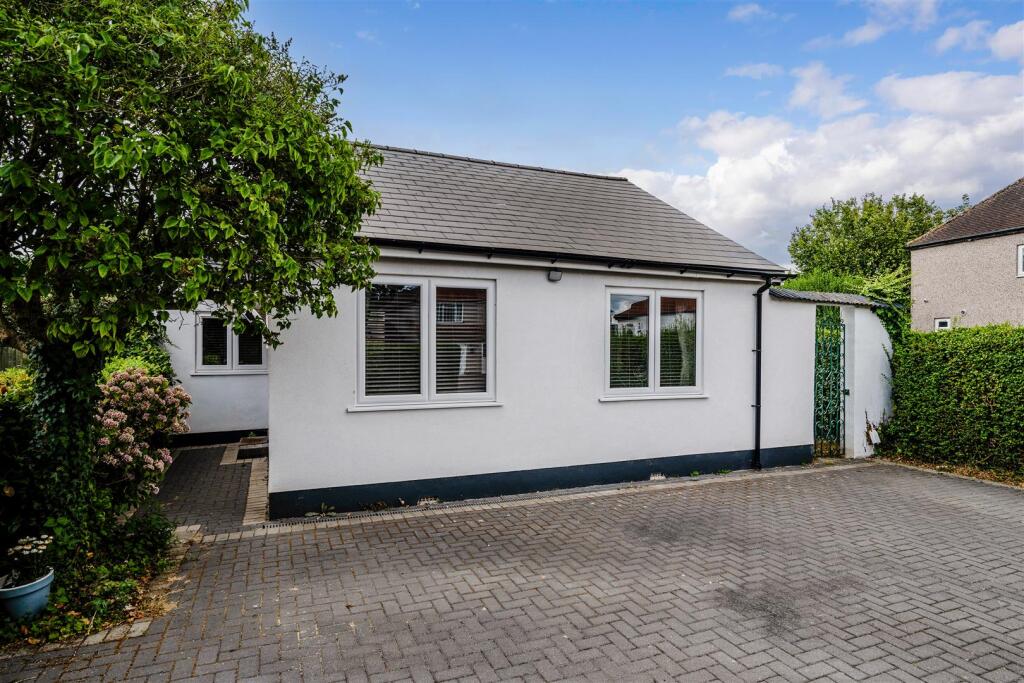 Main image of property: Beckenshaw Gardens, Banstead
