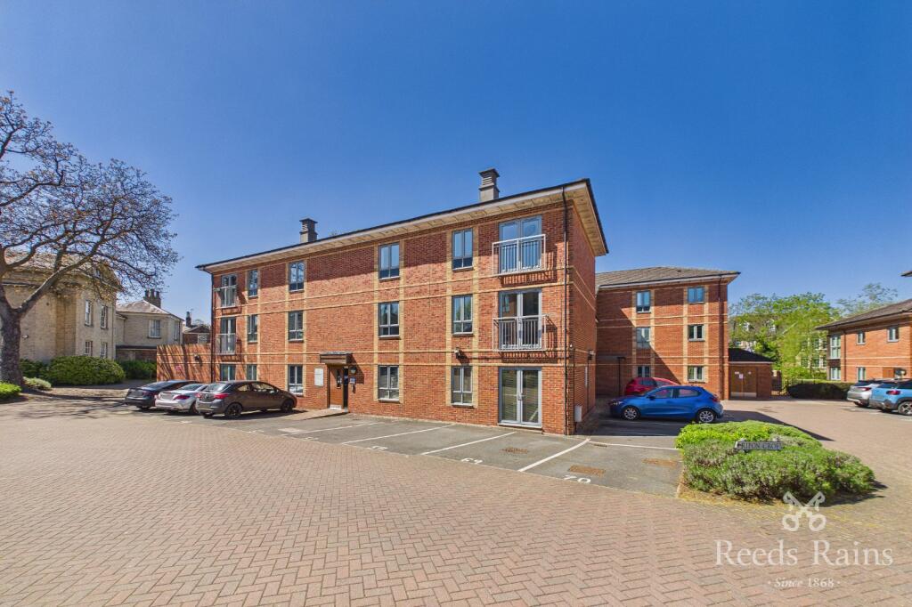 Main image of property: Ripon Croft, York, North Yorkshire, YO31