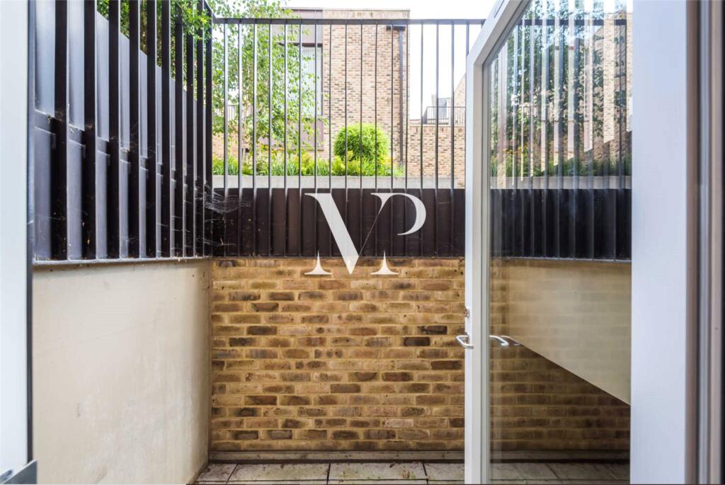 Apartment in London - More