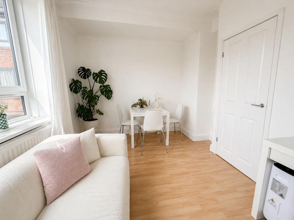 Apartment in London - More