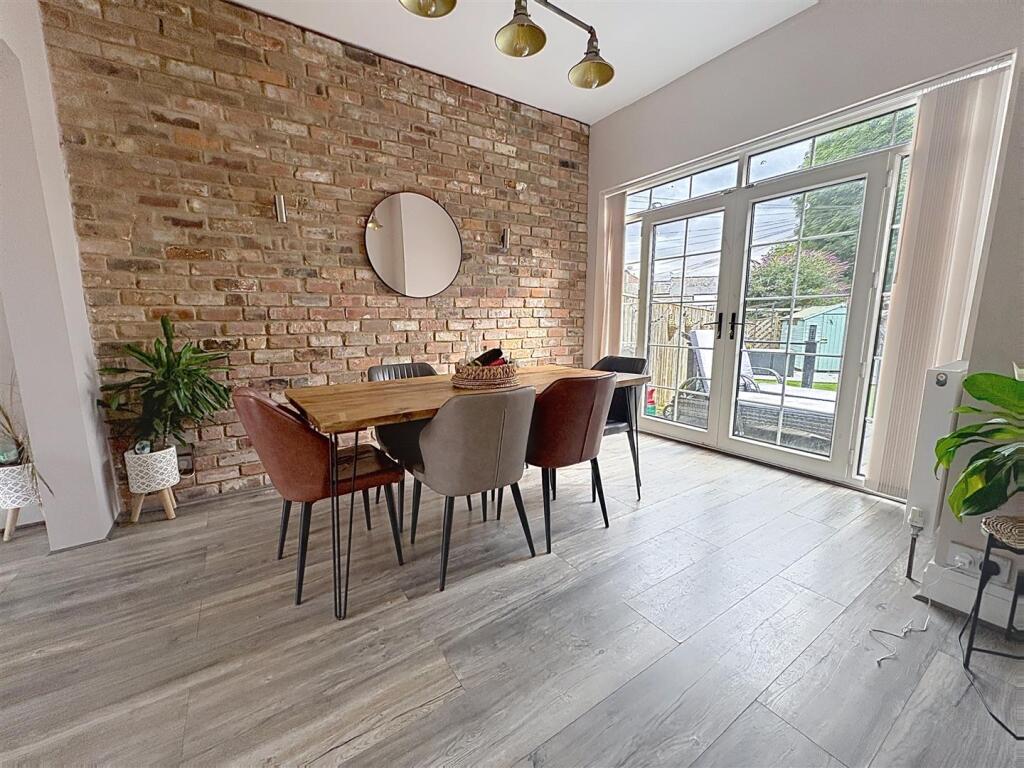 House in Hornsea, East Riding of Yorkshire - View 5