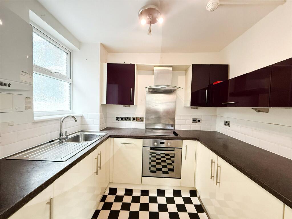 Apartment in Manchester - View 5