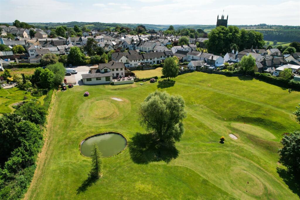 Main image of property: CHULMLEIGH