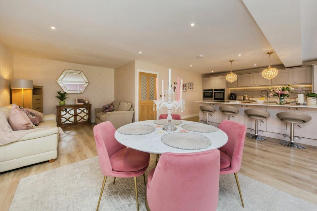 Crewe Road, Sandbach, Cheshire, CW11 photo 3